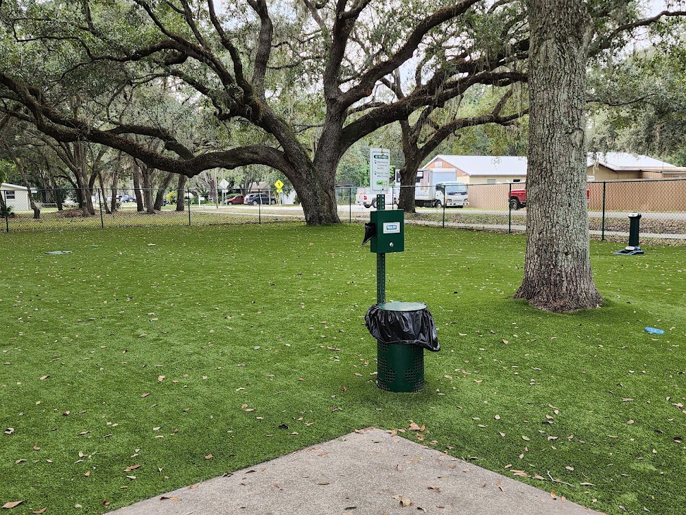 Minneola Dog park