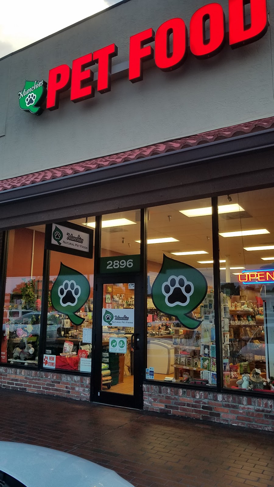 Munchies Natural Pet Foods