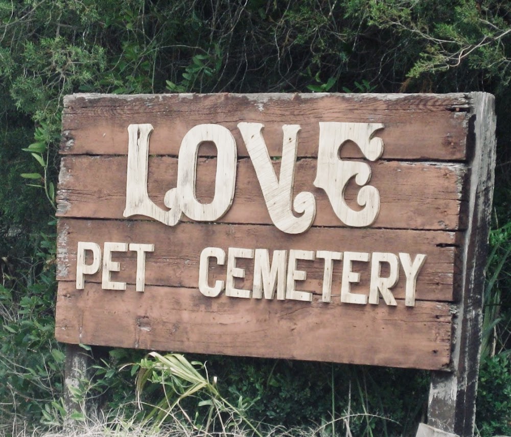 Love Pet Cemetery